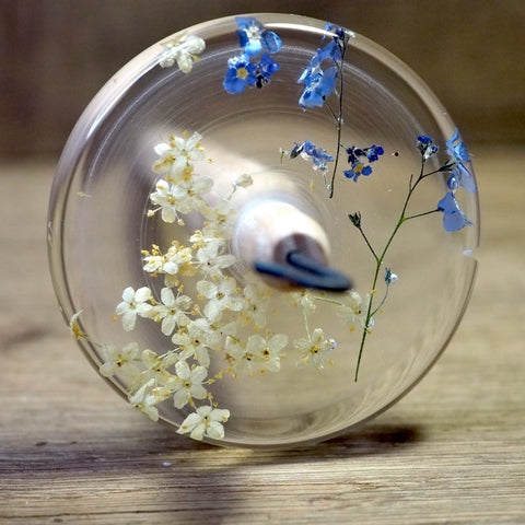 Botanical Top Whorl Resin Drop Spindle - Forget Me Not and Elderflower, 36 grams