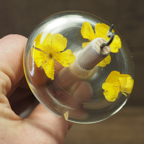Botanical Top Whorl Resin Drop Spindle - Wild Buttercups, 35 grams