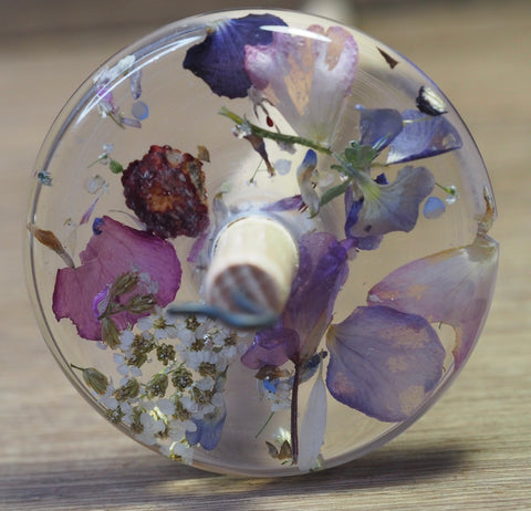 Botanical Top Whorl Resin Drop Spindle - Summer Potpourri, with strawberry, 37 grams