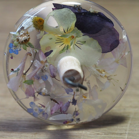 Botanical Top Whorl Resin Drop Spindle - Spring Potpourri (with viola and chamomile), 38 grams
