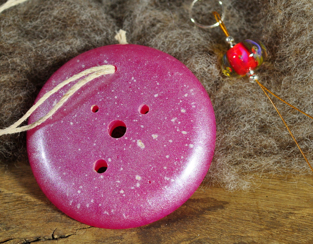 Resin Spinner's Diz with Threader: Pink (bubble bead)