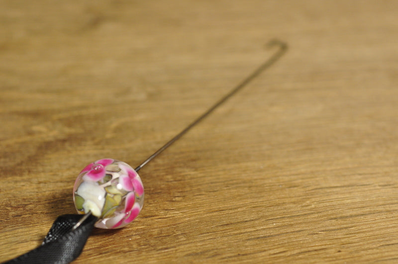Spinner's Fetch Hook (Orifice hook), Lampwork Glass: Pink with Ivory Flowers