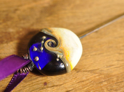 Spinner's Fetch Hook (Orifice hook) with Lampwork Glass Handle, 'Blue Wave'